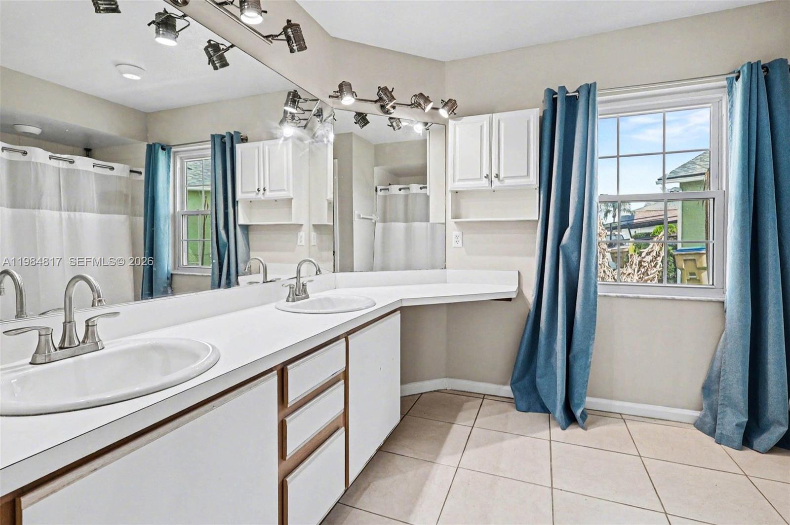 Laurel Run - Residential