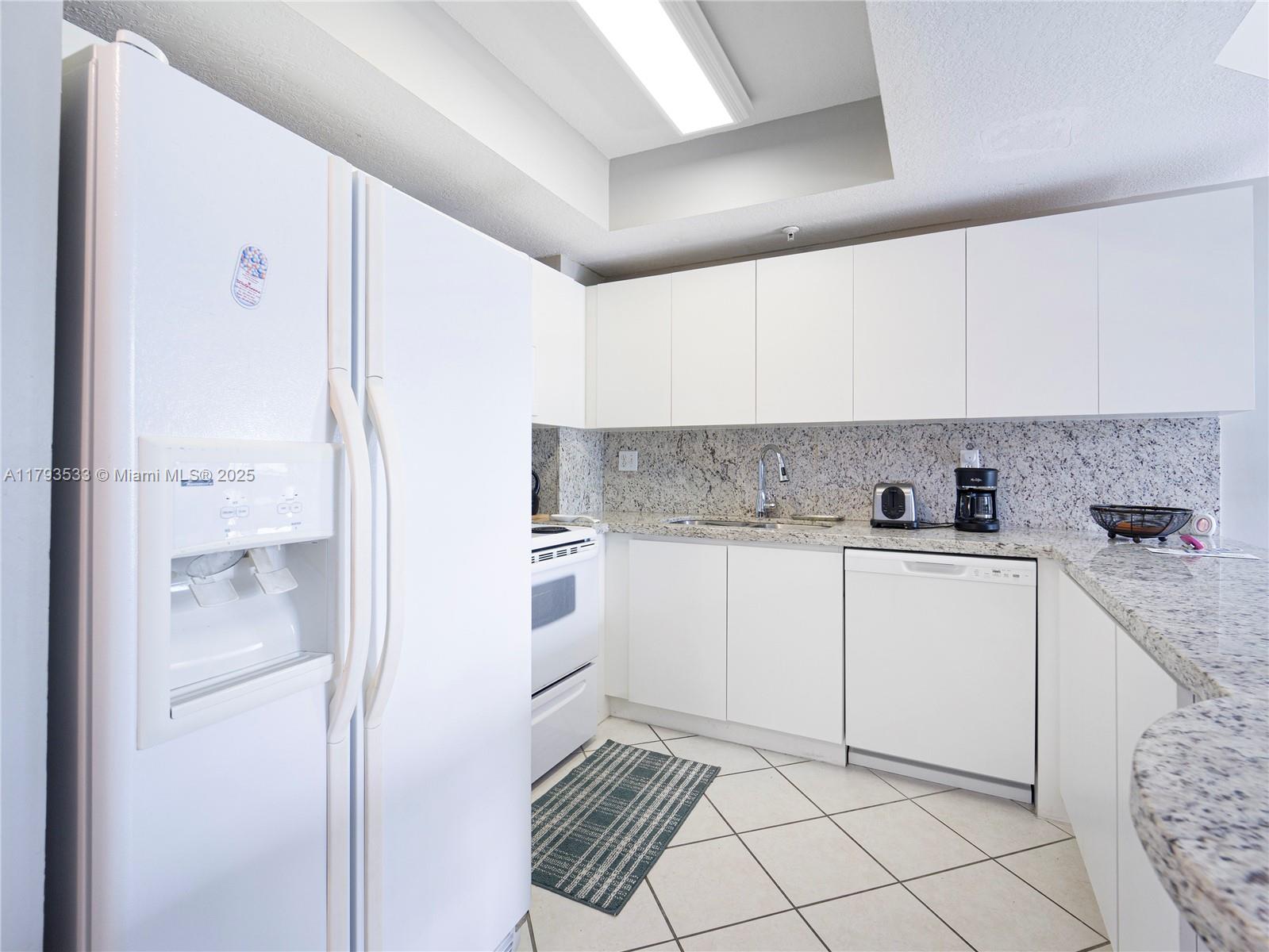 CORAL PLAZA OF MIAMI COND - Residential