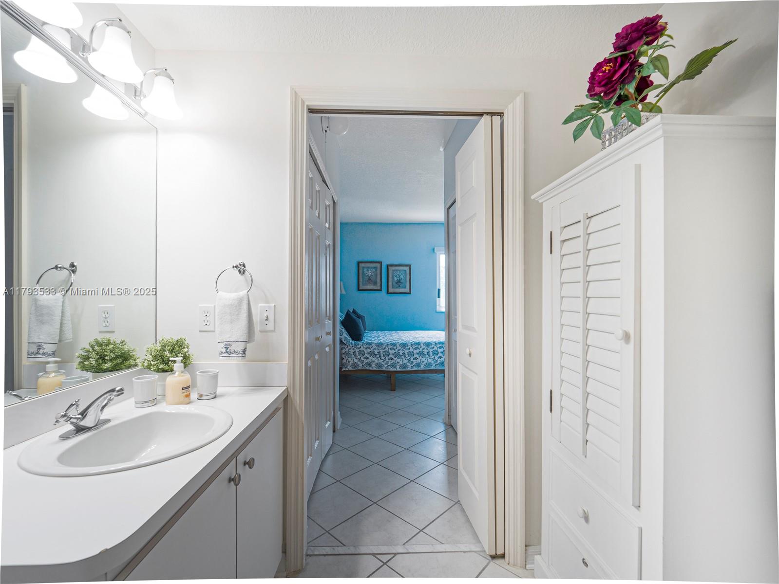 CORAL PLAZA OF MIAMI COND - Residential