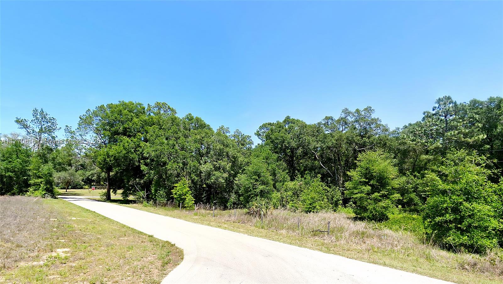 RAINBOWS END ESTATES - Land