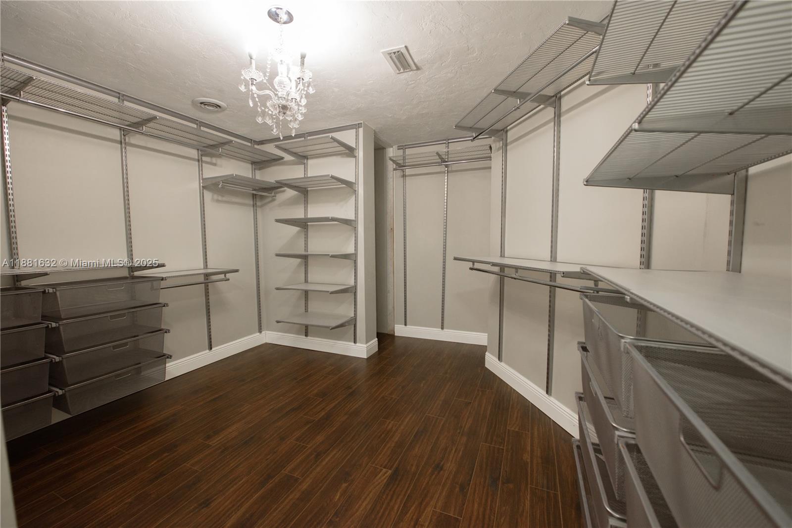 Redlands - Residential Lease
