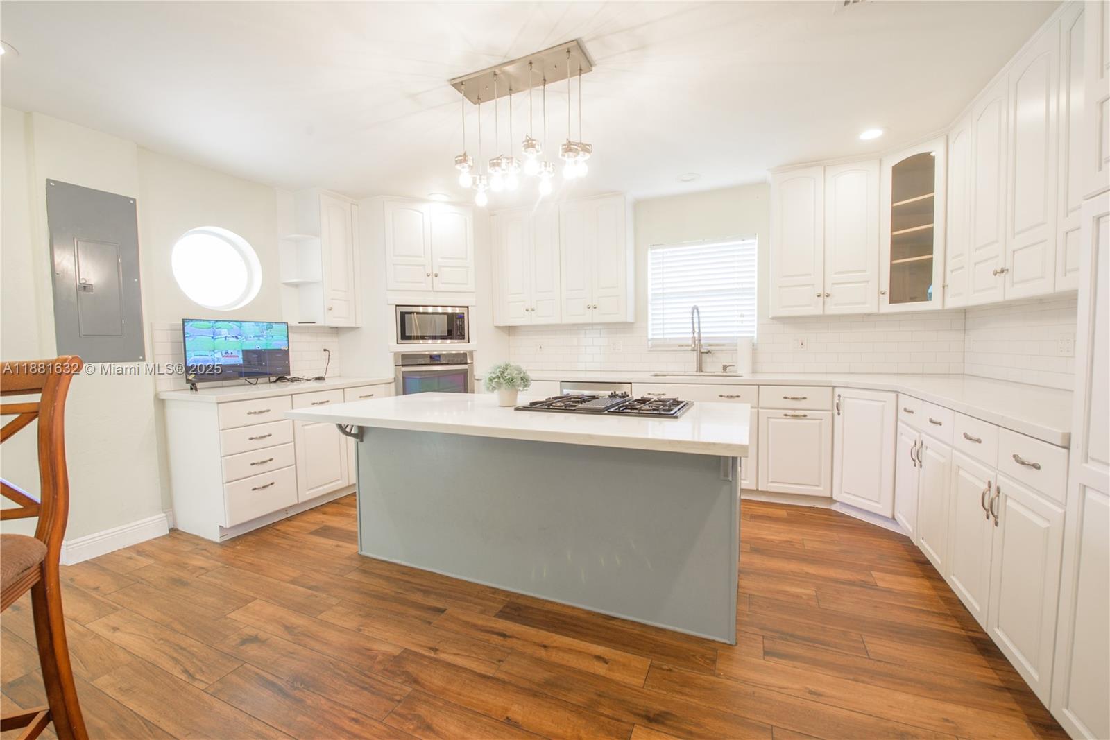 Redlands - Residential Lease