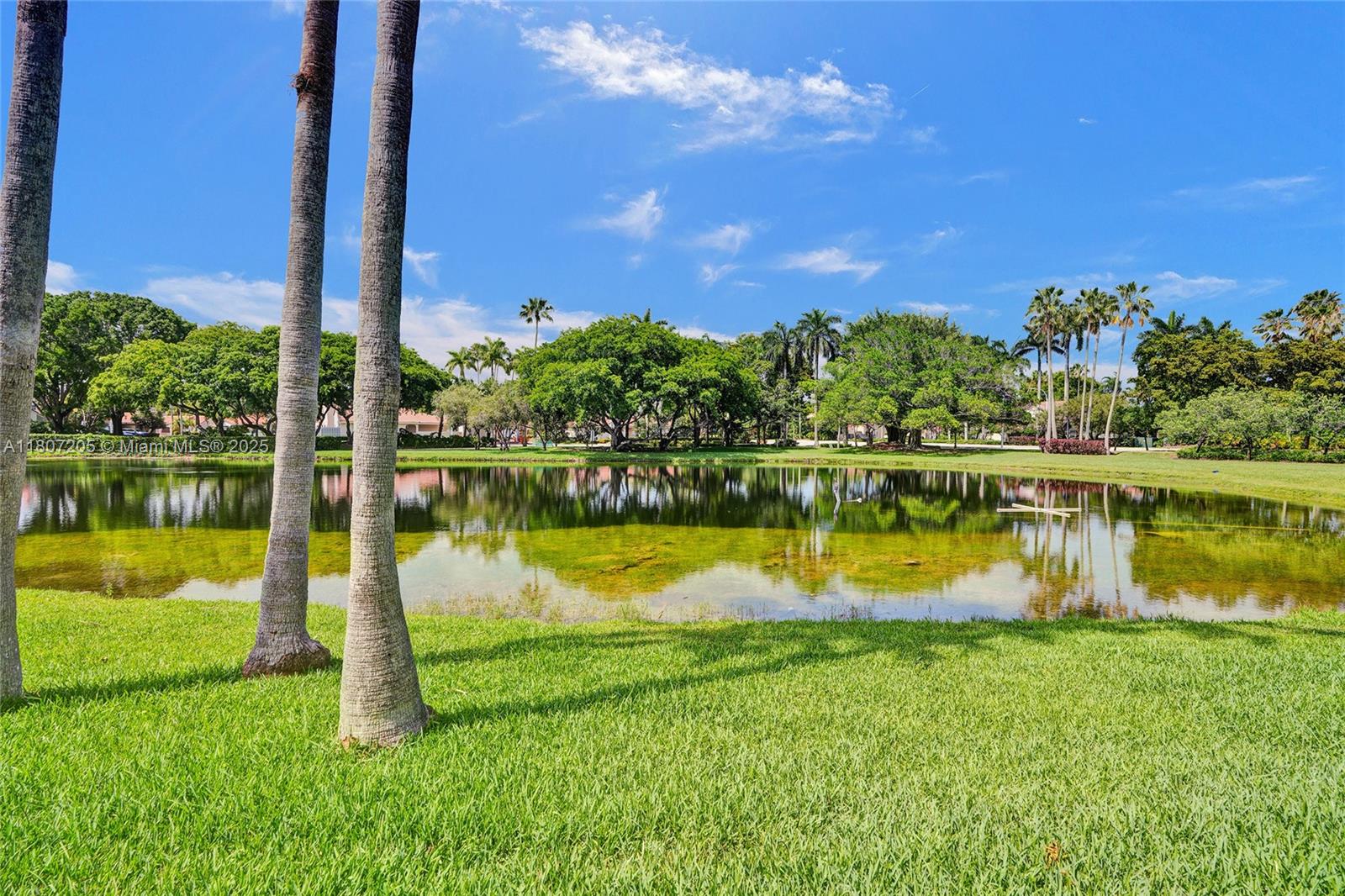 COUNTRY ISLES EXECUTIVE - Residential