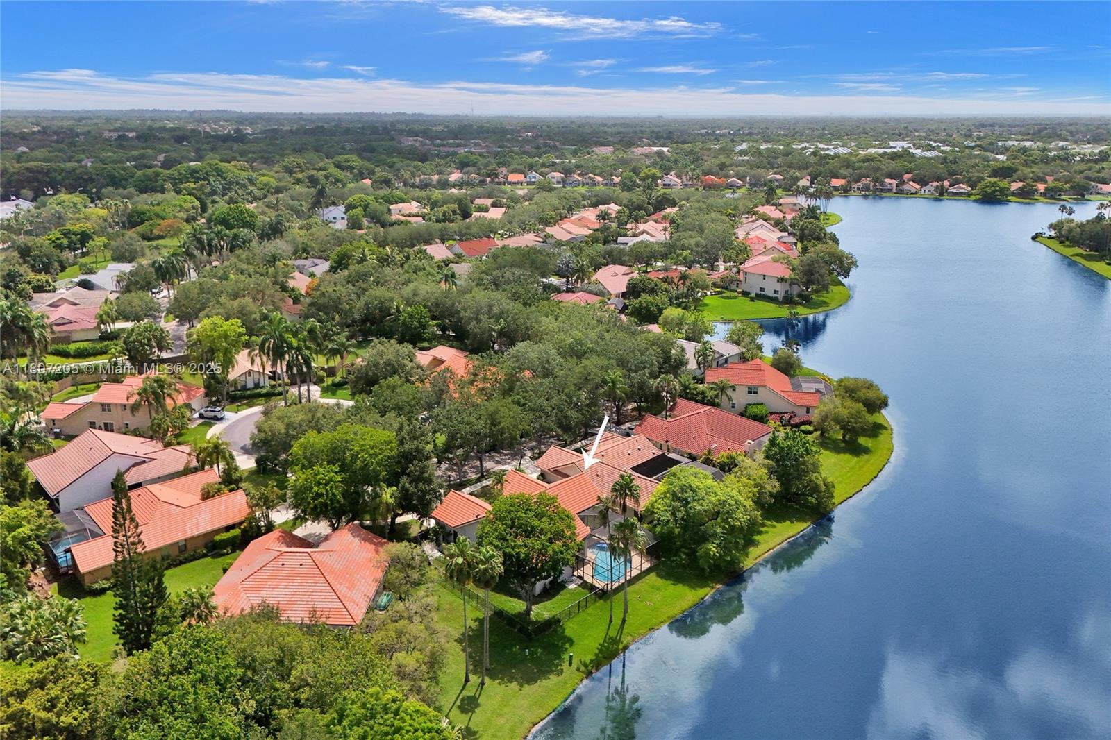 COUNTRY ISLES EXECUTIVE - Residential