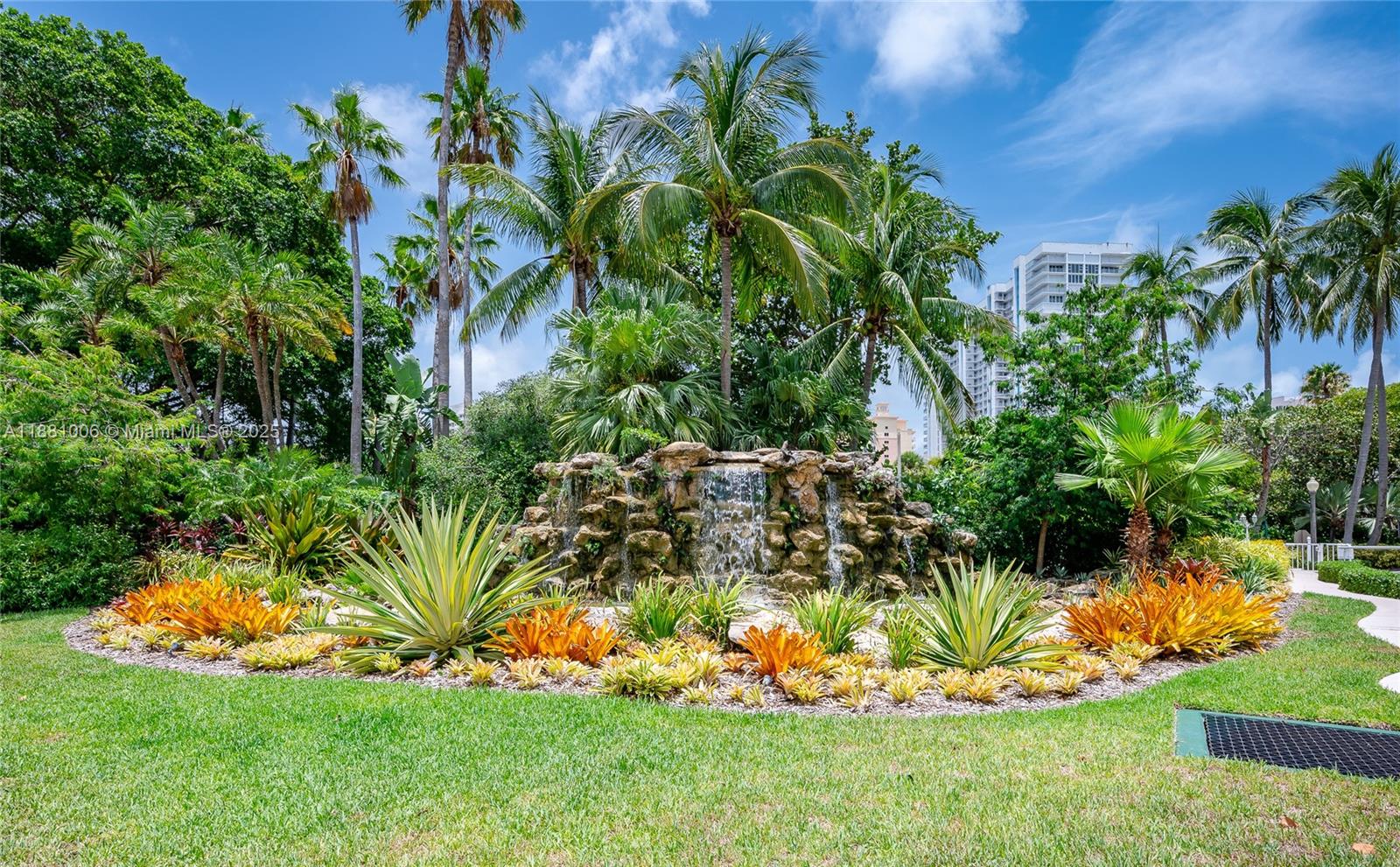 TOWERS OF KEY BISCAYNE CO - Residential