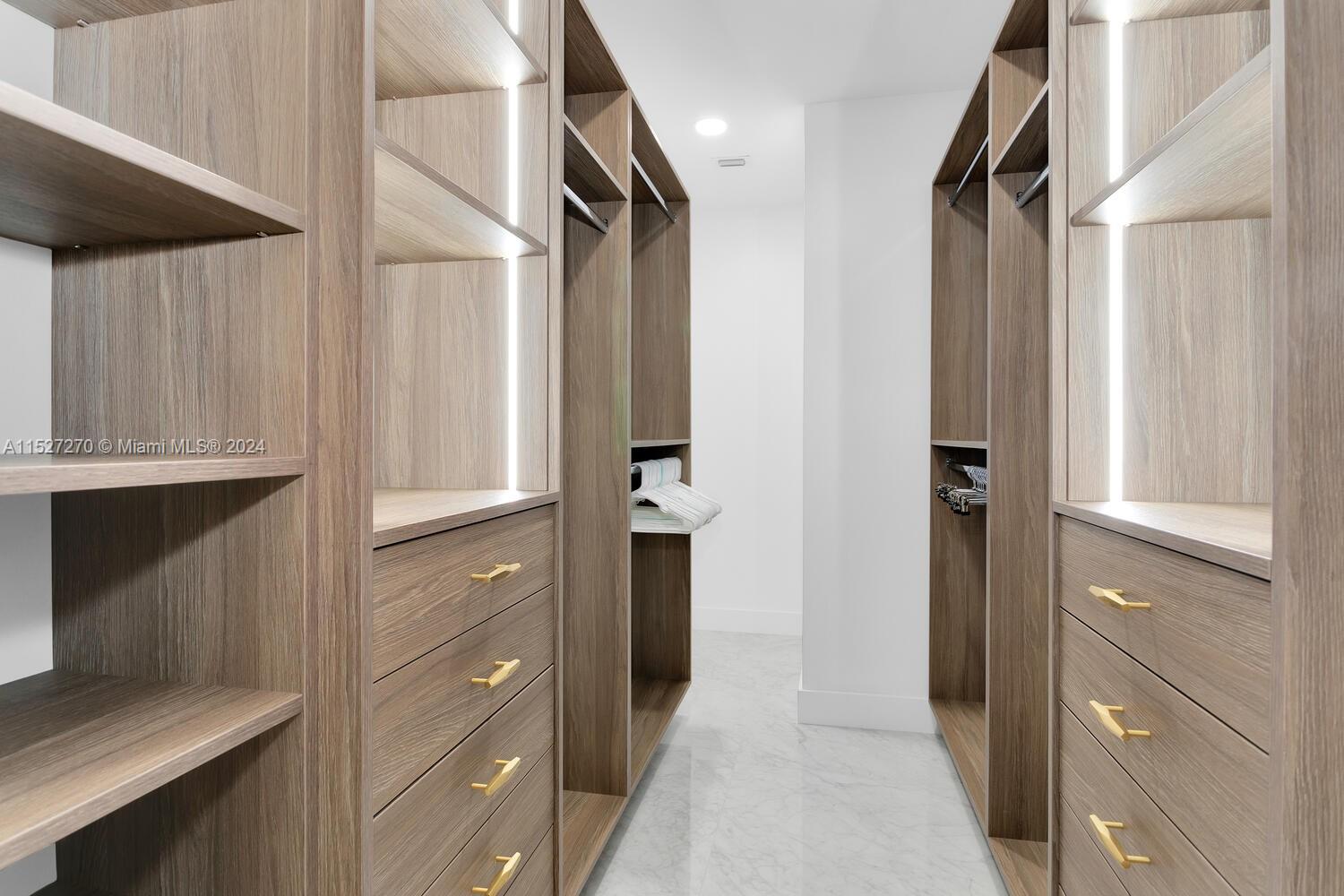 J G HEADS FARMS UNIT A - Residential