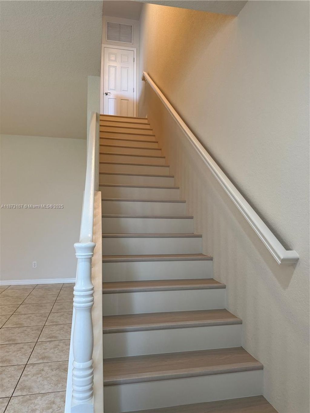 Photo of 2804 N Bismark Ln, Jupiter, FL 33458 (MLS # A11873107)