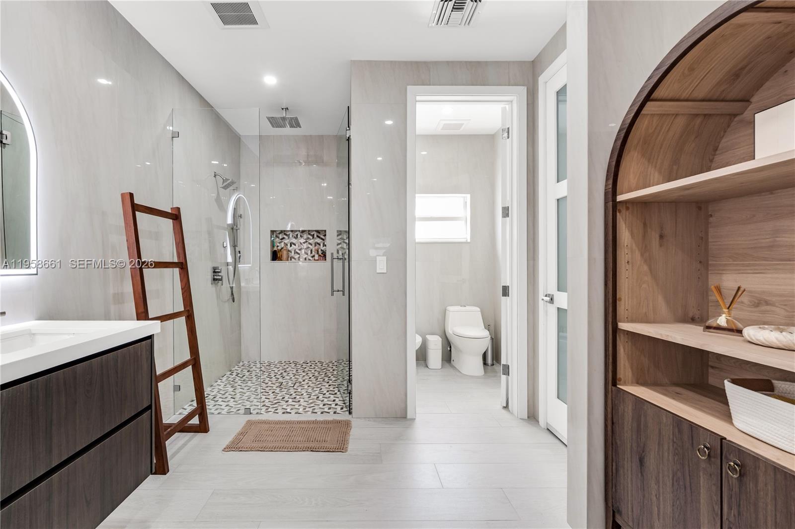 W D L D SUB - Residential