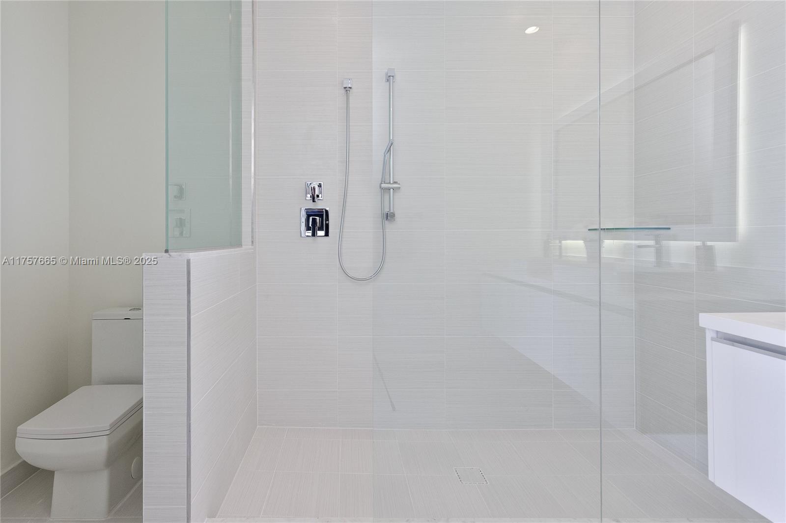 LANDMARK AT DORAL - Residential