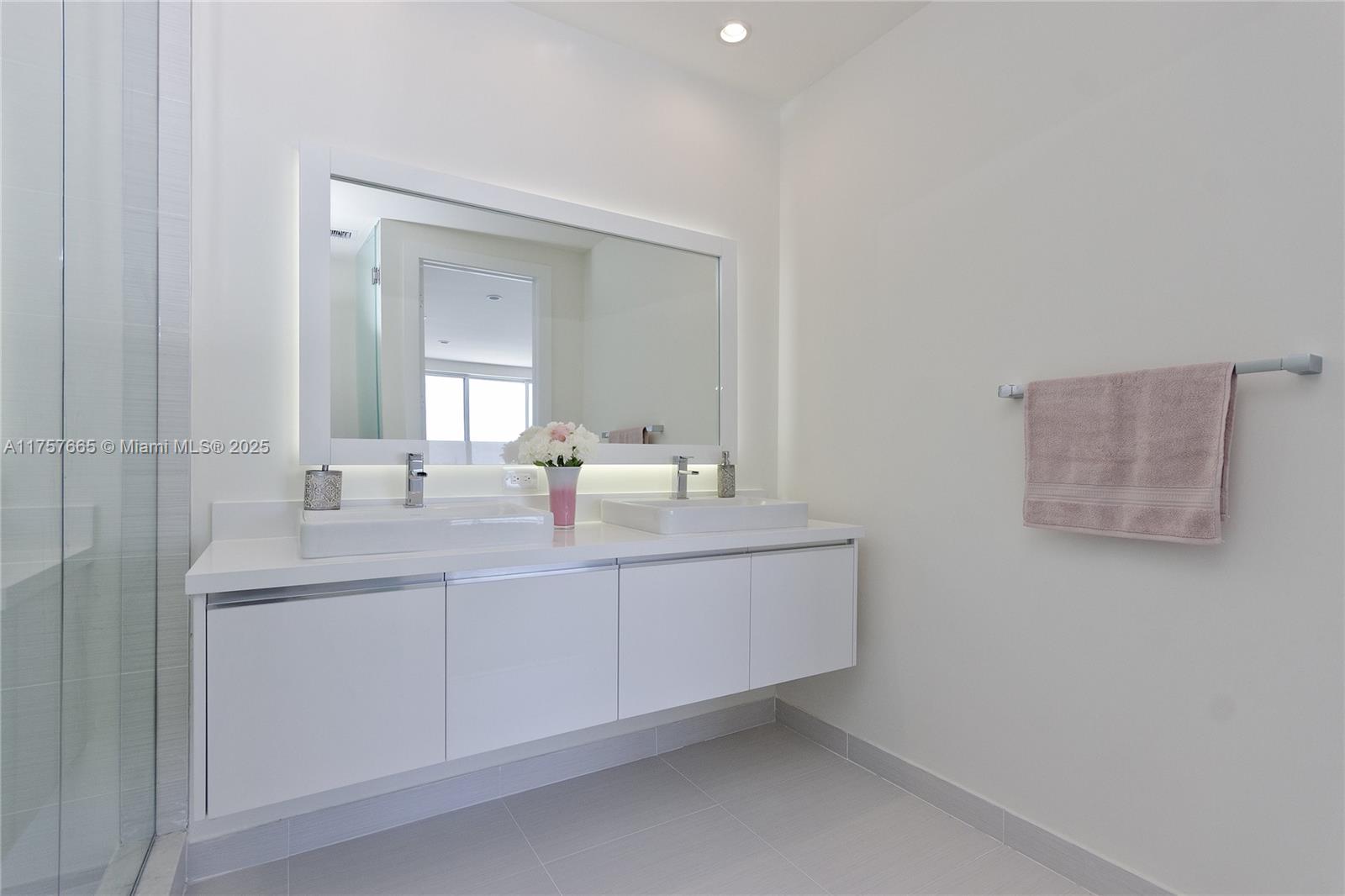 LANDMARK AT DORAL - Residential