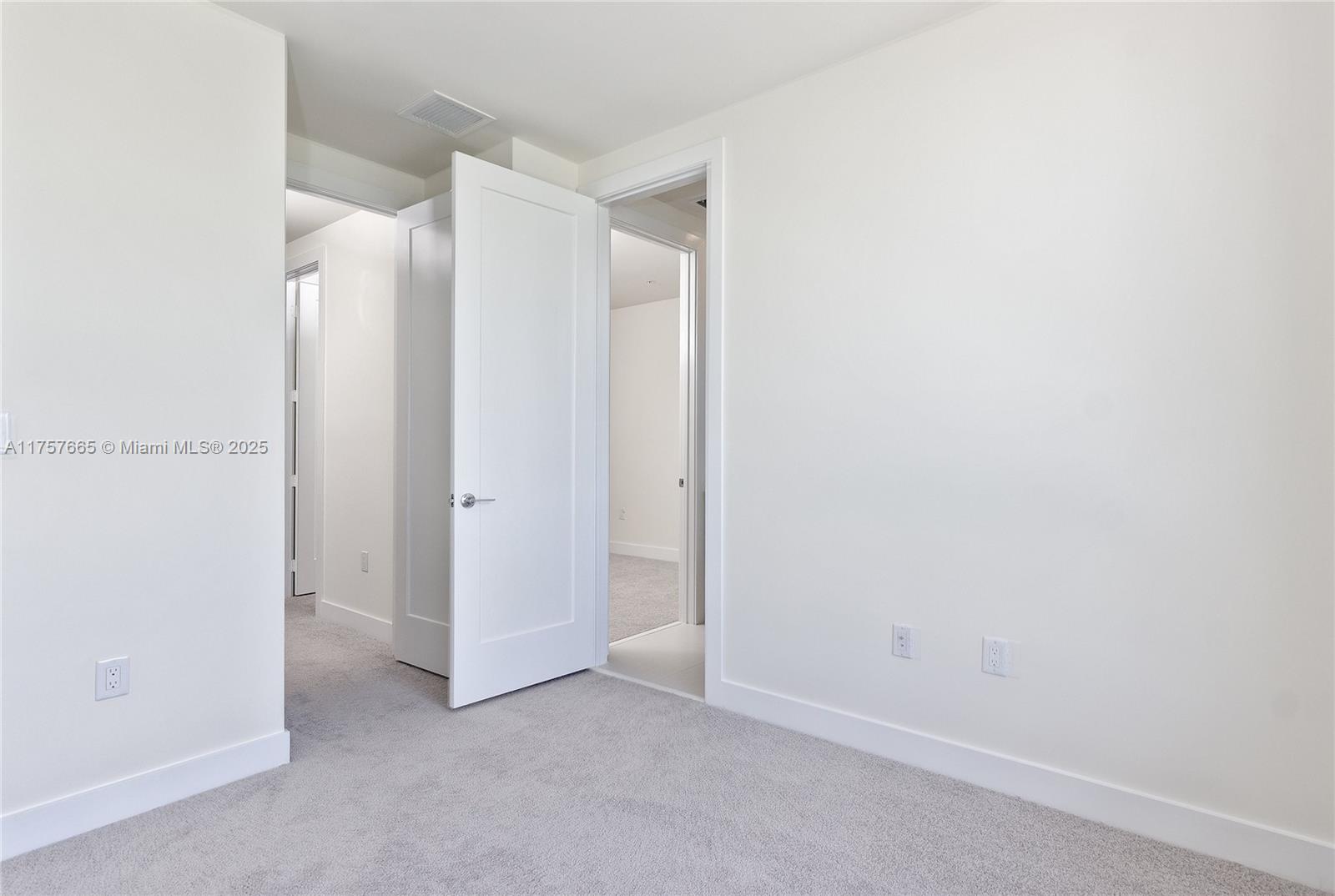 LANDMARK AT DORAL - Residential