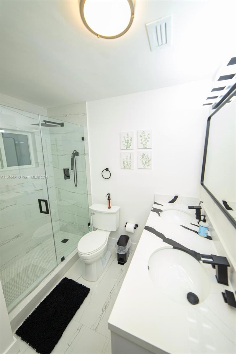 TOWN OF MODELO (DANIA) B- - Residential