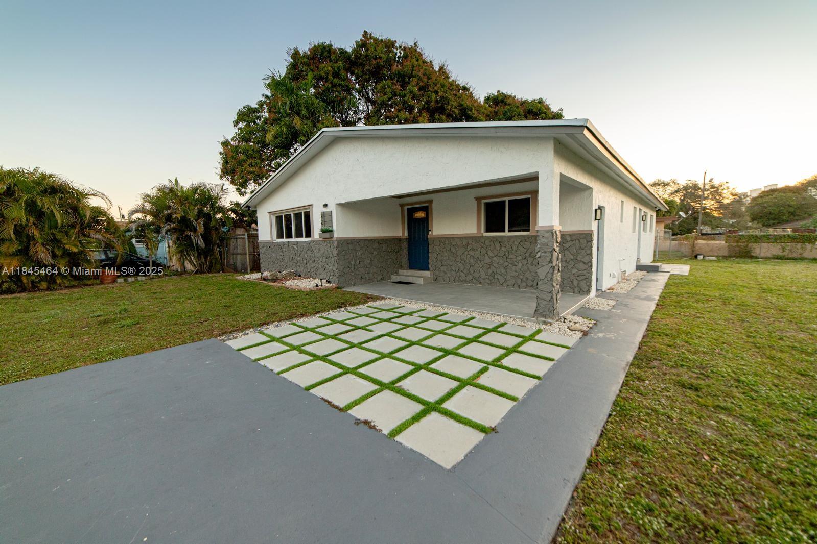 226 NW 6th Ave