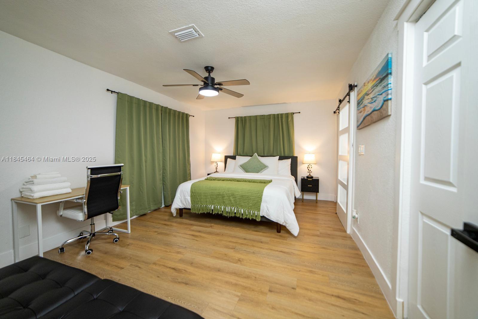 TOWN OF MODELO (DANIA) B- - Residential