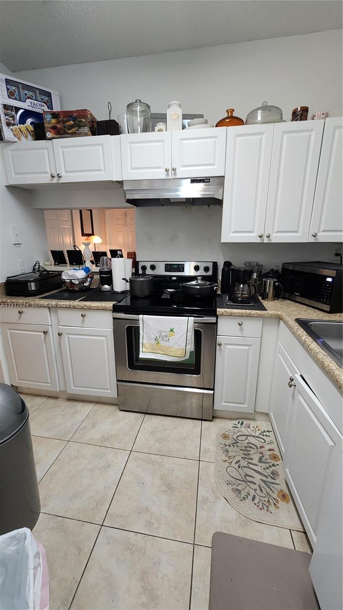 WATERS EDGE AT DEERFIELD - Residential