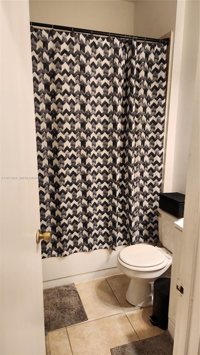 WATERS EDGE AT DEERFIELD - Residential