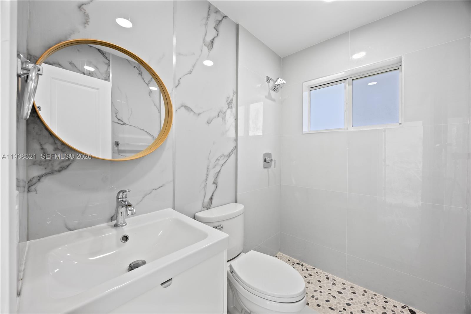 RICHLAND ESTATES - Residential