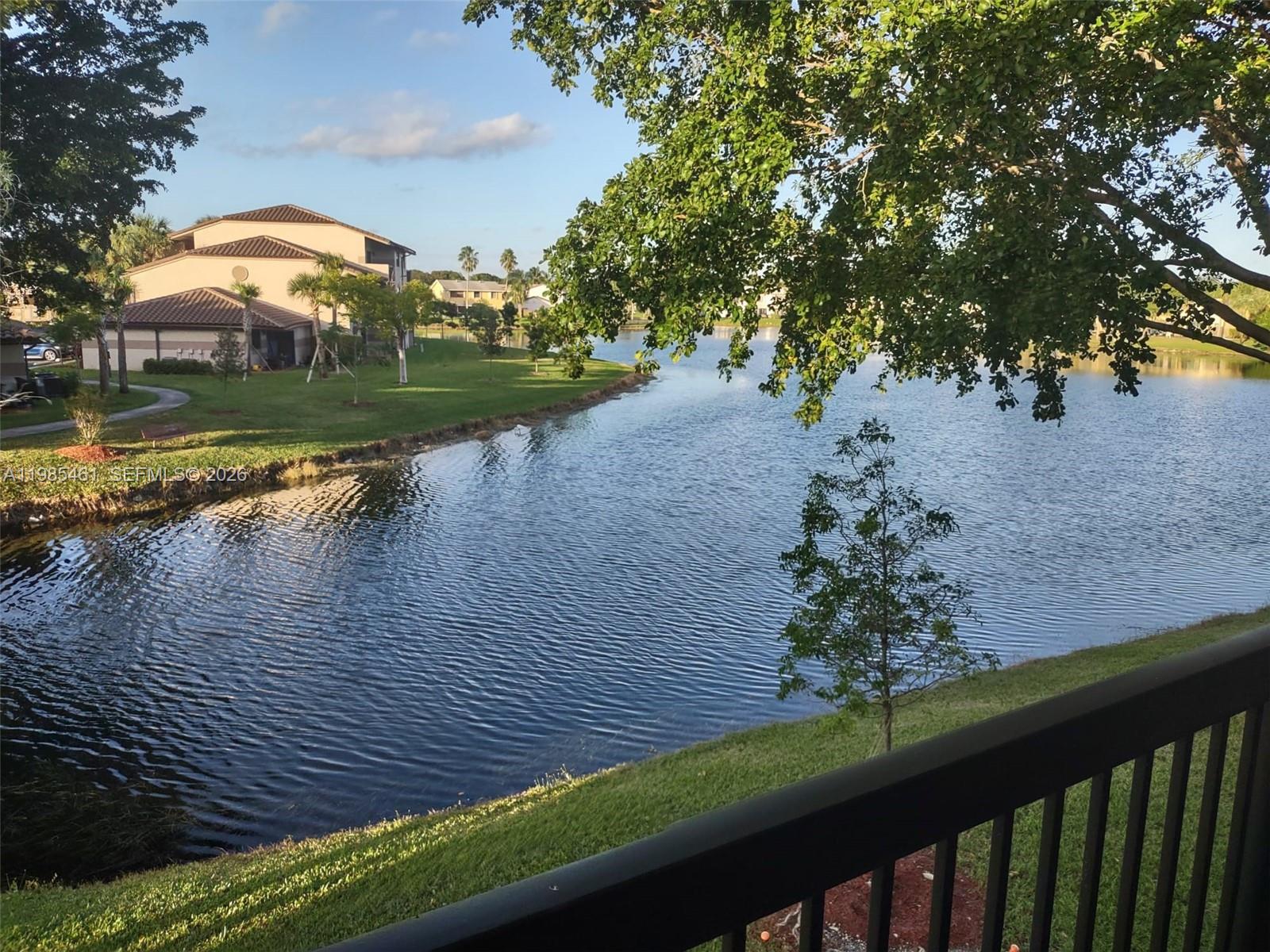 VILLAS DE VENEZIA CONDO - Residential Lease