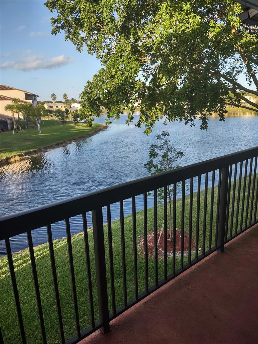 VILLAS DE VENEZIA CONDO - Residential Lease