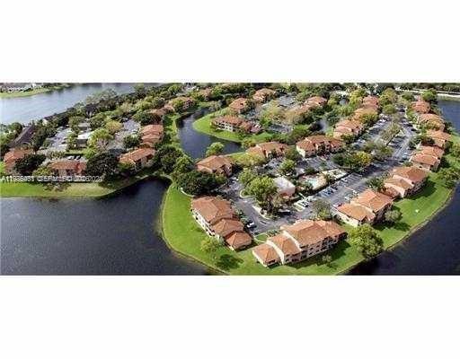 VILLAS DE VENEZIA CONDO - Residential Lease