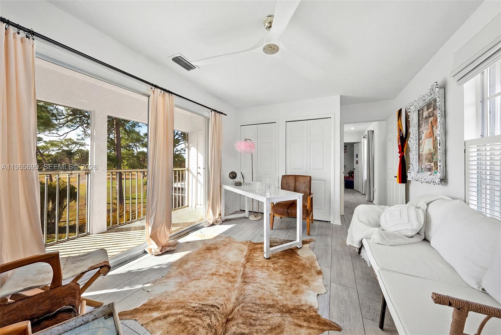 COUNTRY CLUB ESTATES PARC - Residential