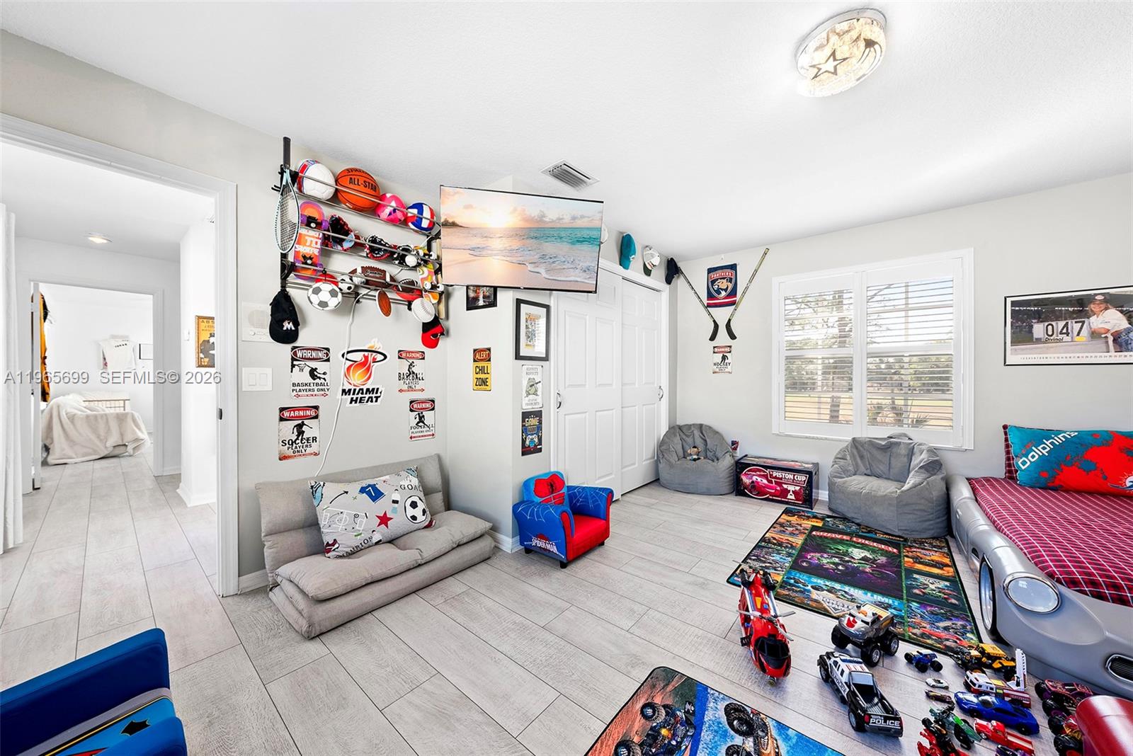 COUNTRY CLUB ESTATES PARC - Residential