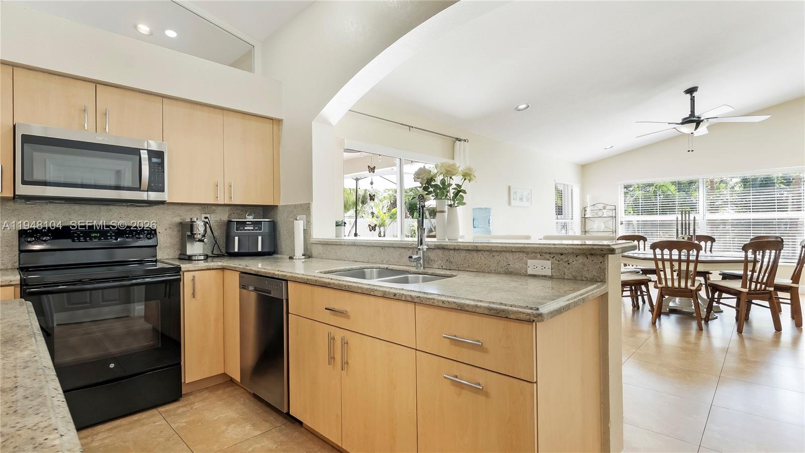 SAVANNAH PLAT 1, - Residential