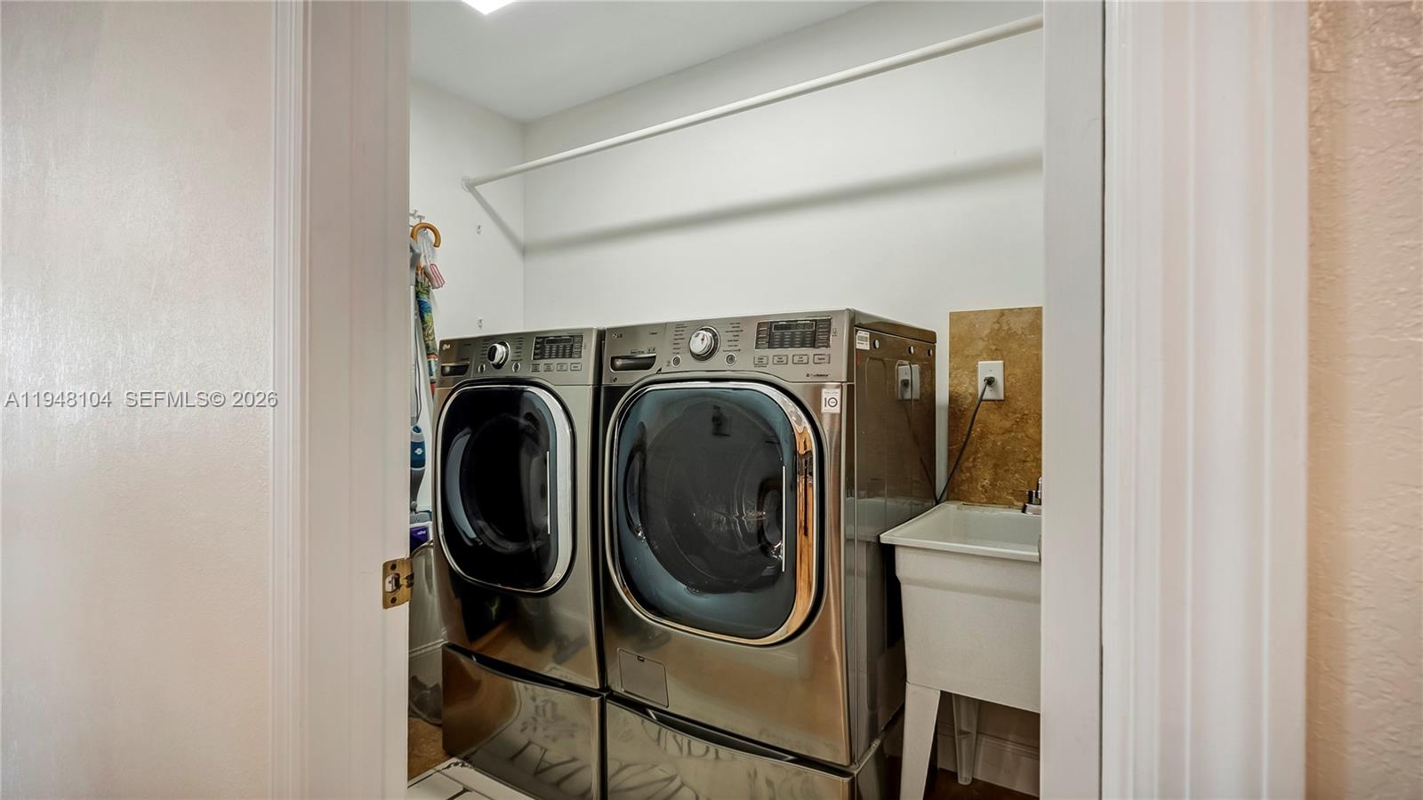 SAVANNAH PLAT 1, - Residential