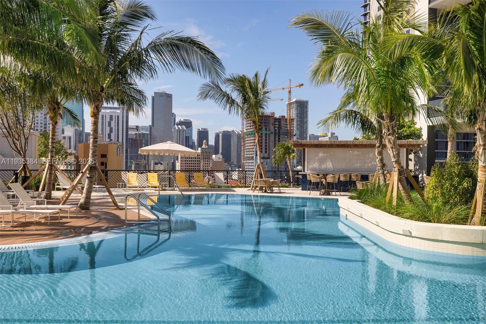 DOWNTOWN MIAMI - Residential