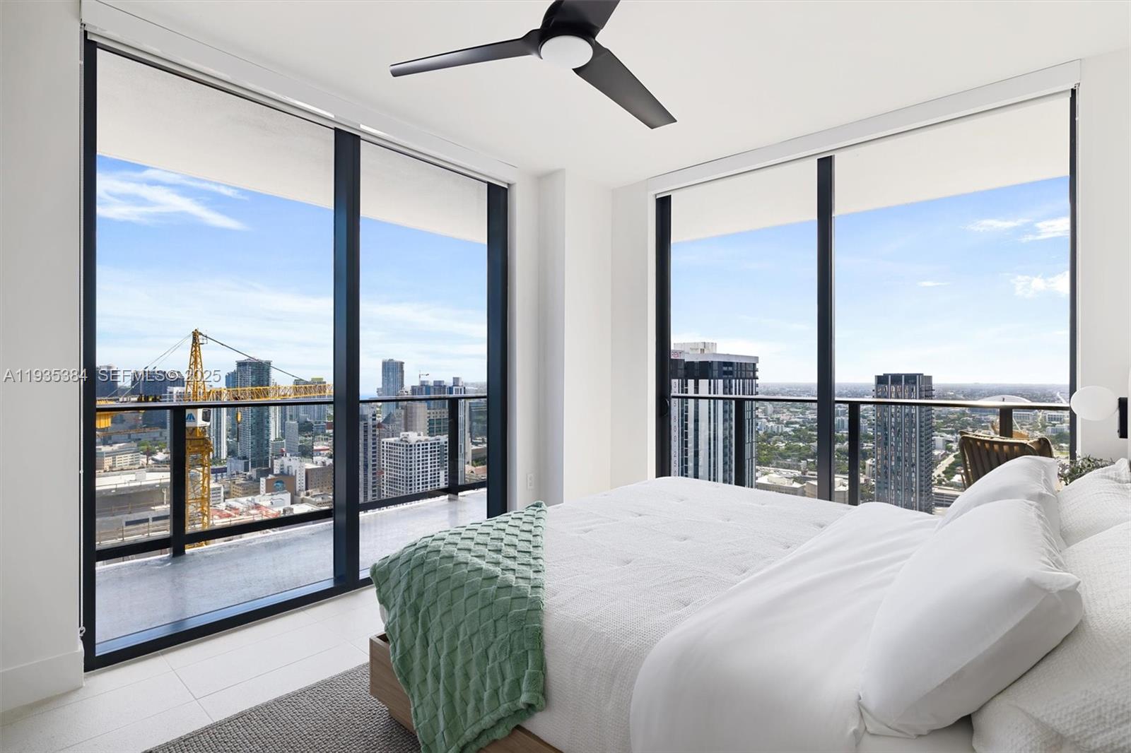 DOWNTOWN MIAMI - Residential