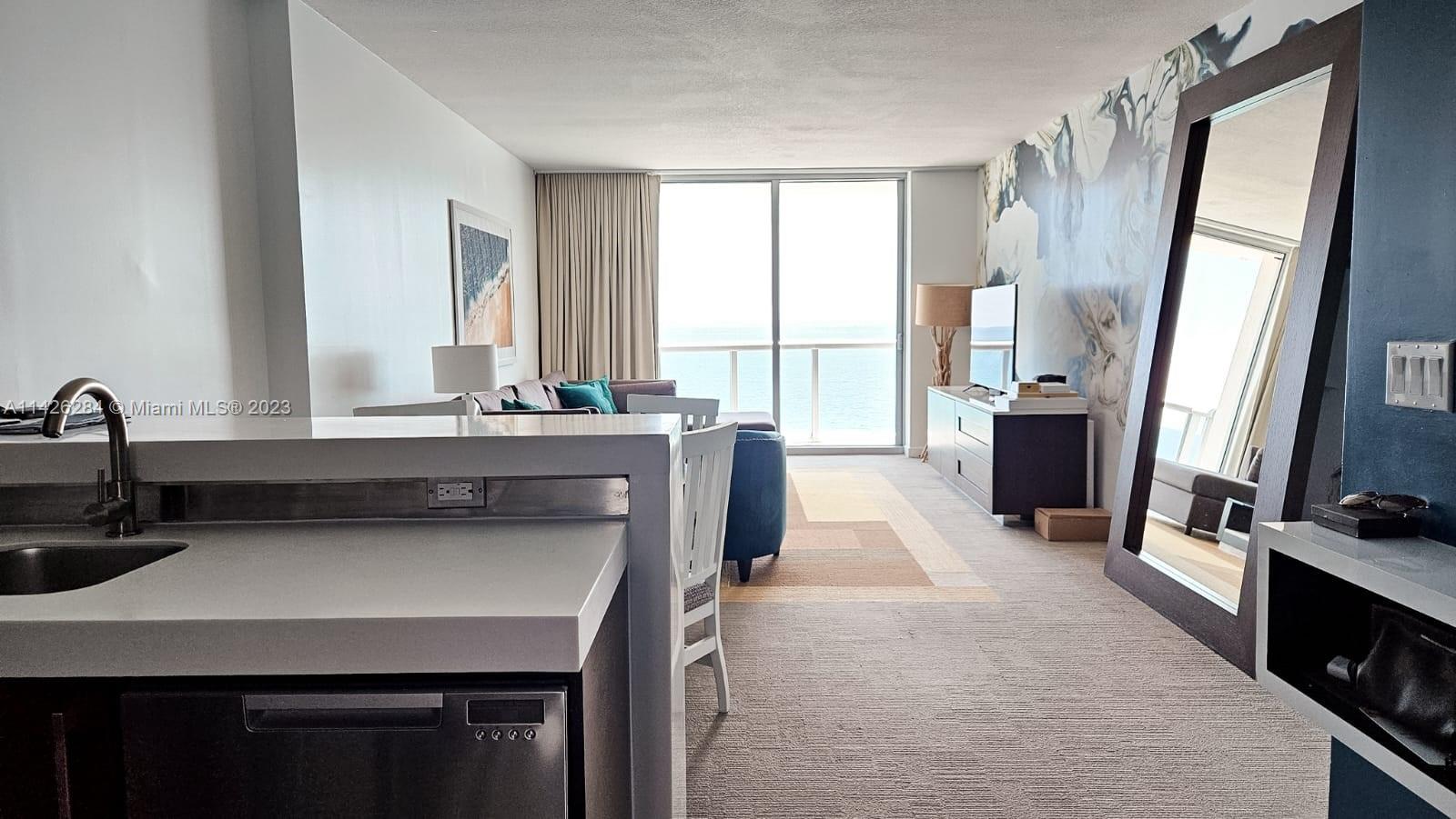 SOLE CONDO - Residential