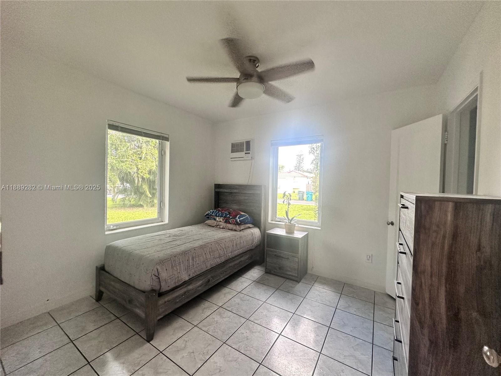 BISCAYNE Park - Residential Income
