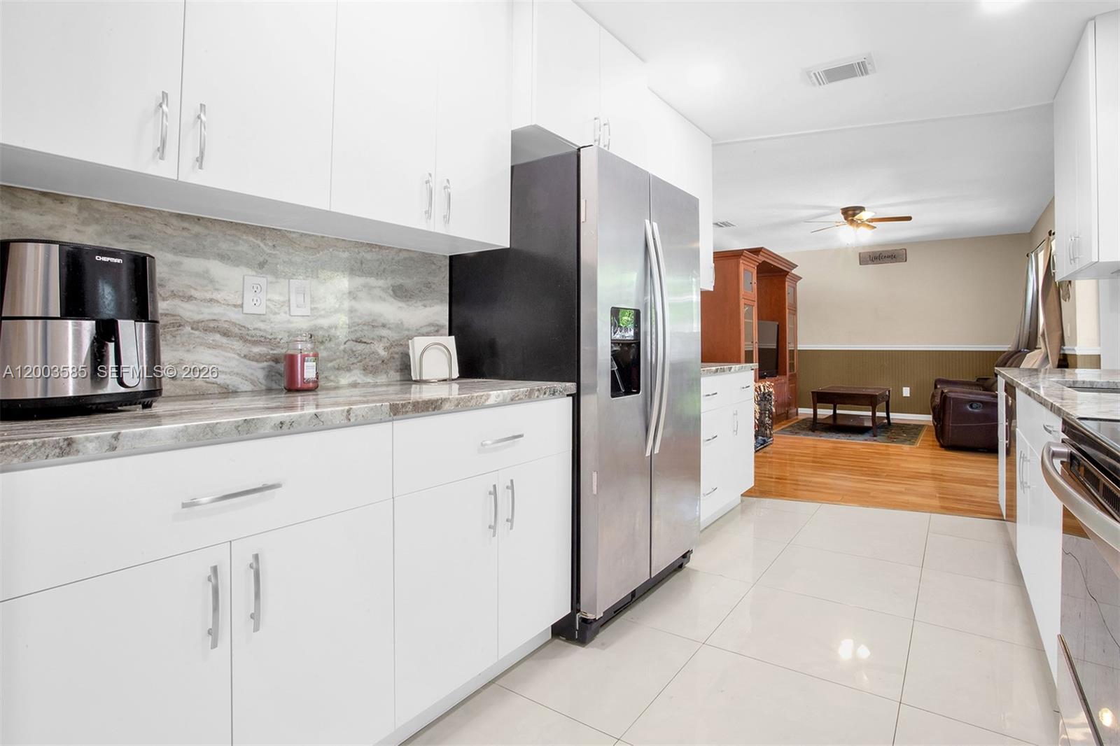 MIRROR LAKE ESTATES SEC T - Residential