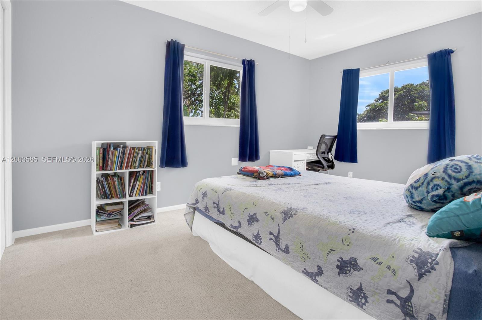 MIRROR LAKE ESTATES SEC T - Residential