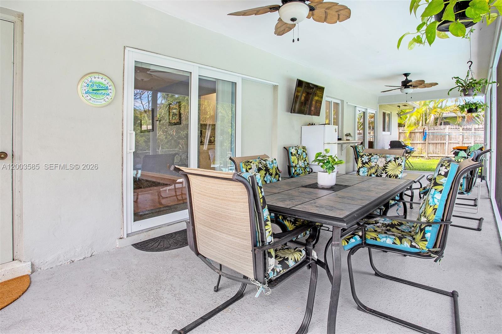 MIRROR LAKE ESTATES SEC T - Residential