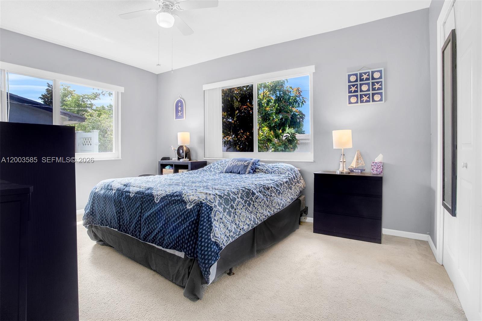 MIRROR LAKE ESTATES SEC T - Residential