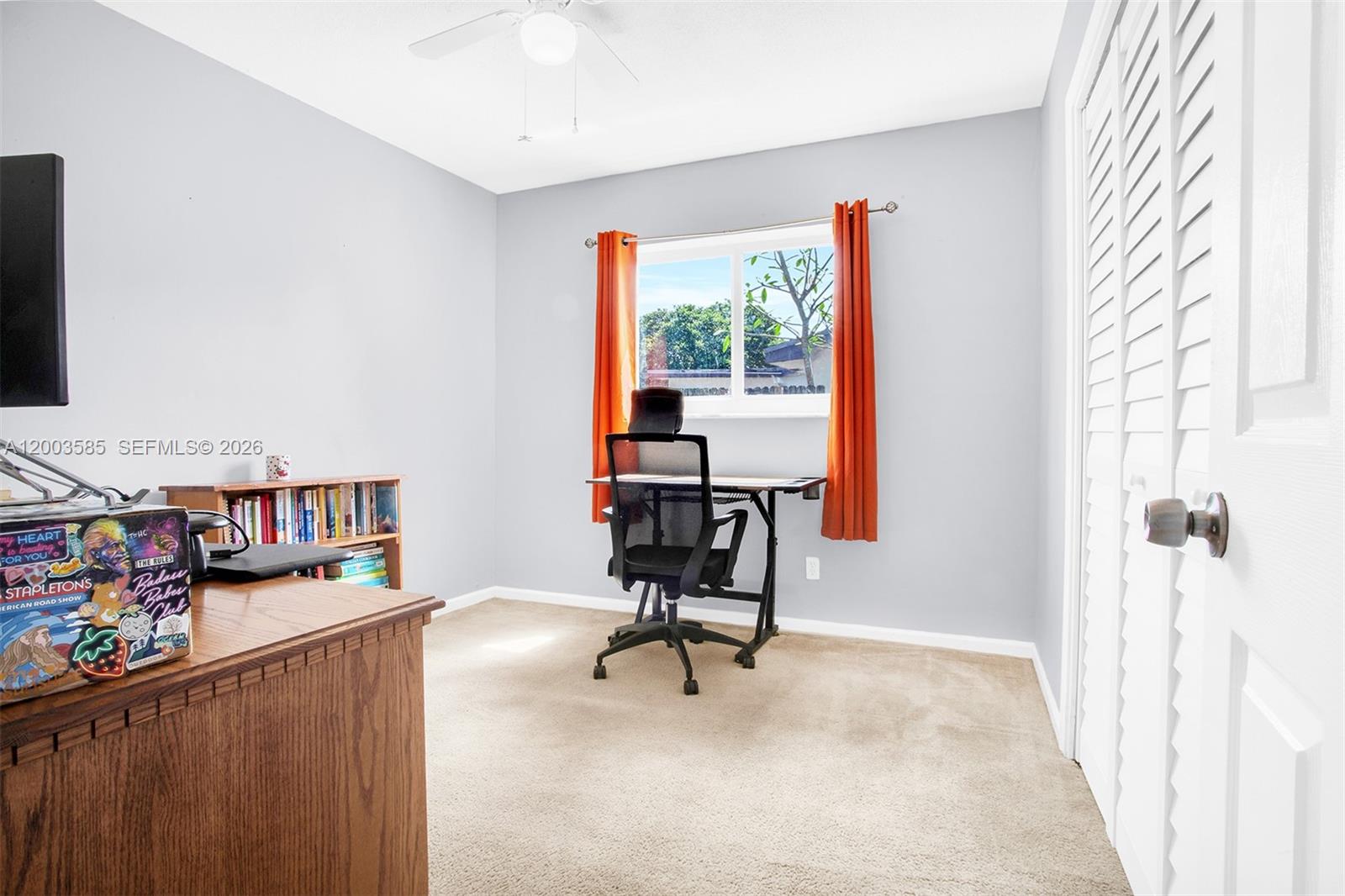 MIRROR LAKE ESTATES SEC T - Residential