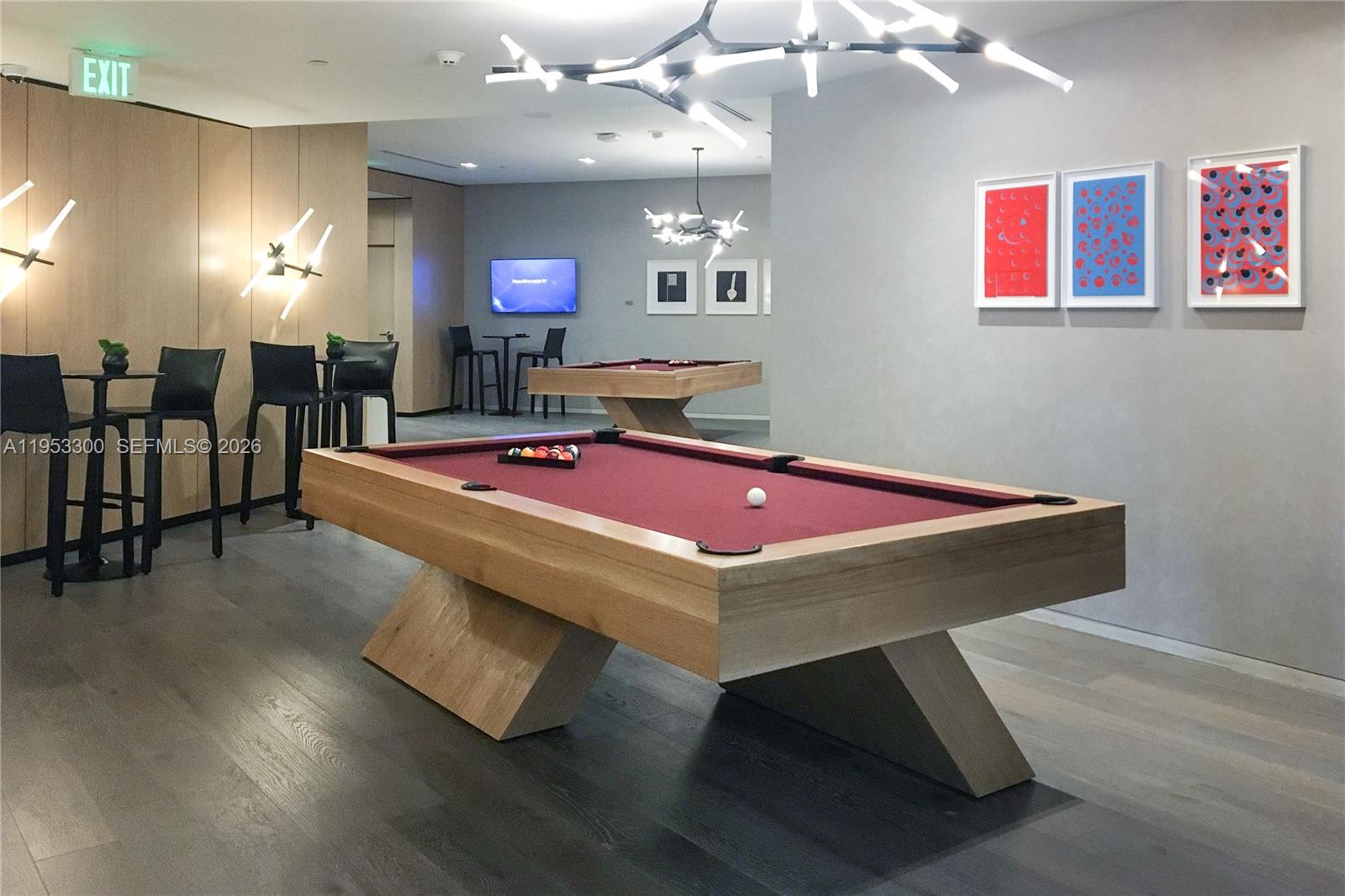 PARAISO BAY CONDO - Residential