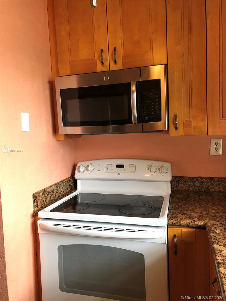 SANDPEBBLES TOWNHOUSE CON - Residential