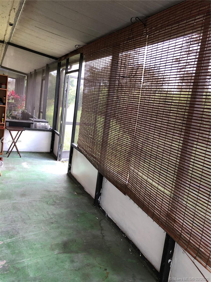 SANDPEBBLES TOWNHOUSE CON - Residential