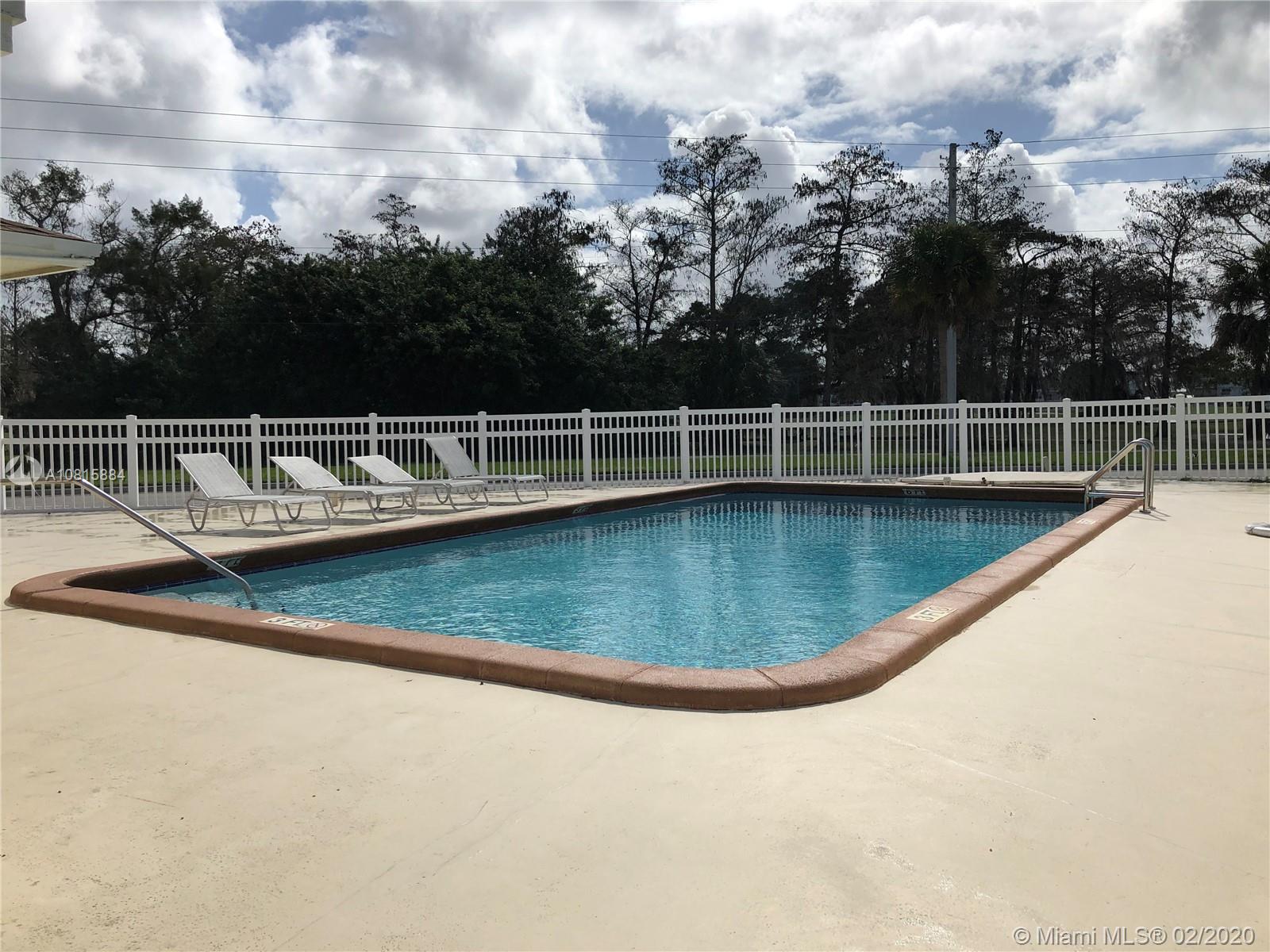 SANDPEBBLES TOWNHOUSE CON - Residential