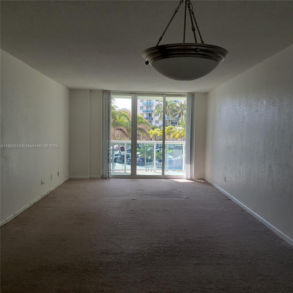 Rental Property at 19380 Collins Ave 207, Sunny Isles Beach, Miami-Dade County, Florida - Bedrooms: 1 
Bathrooms: 2  - $2,000 MO.