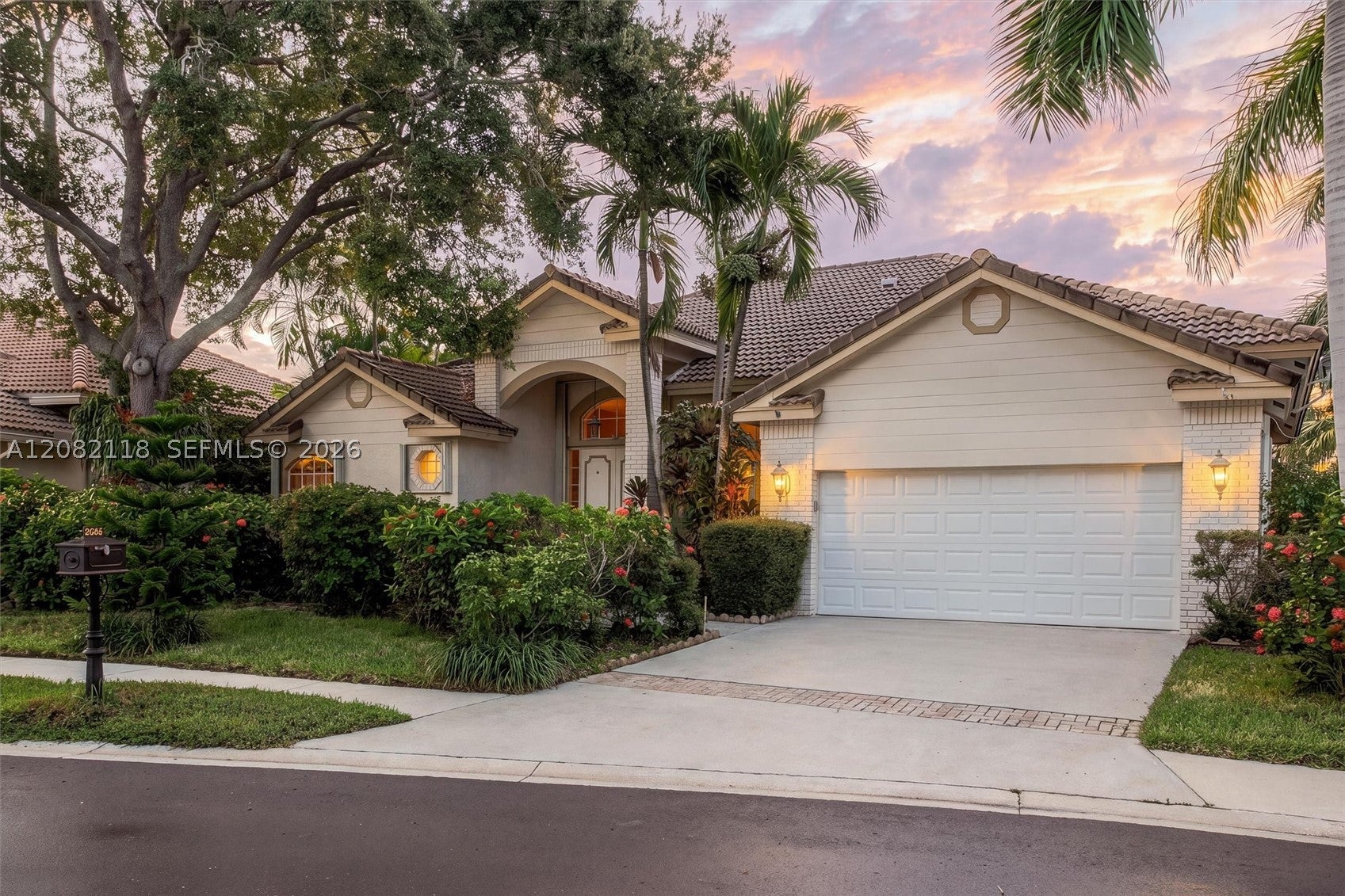 3026 Lakewood Dr