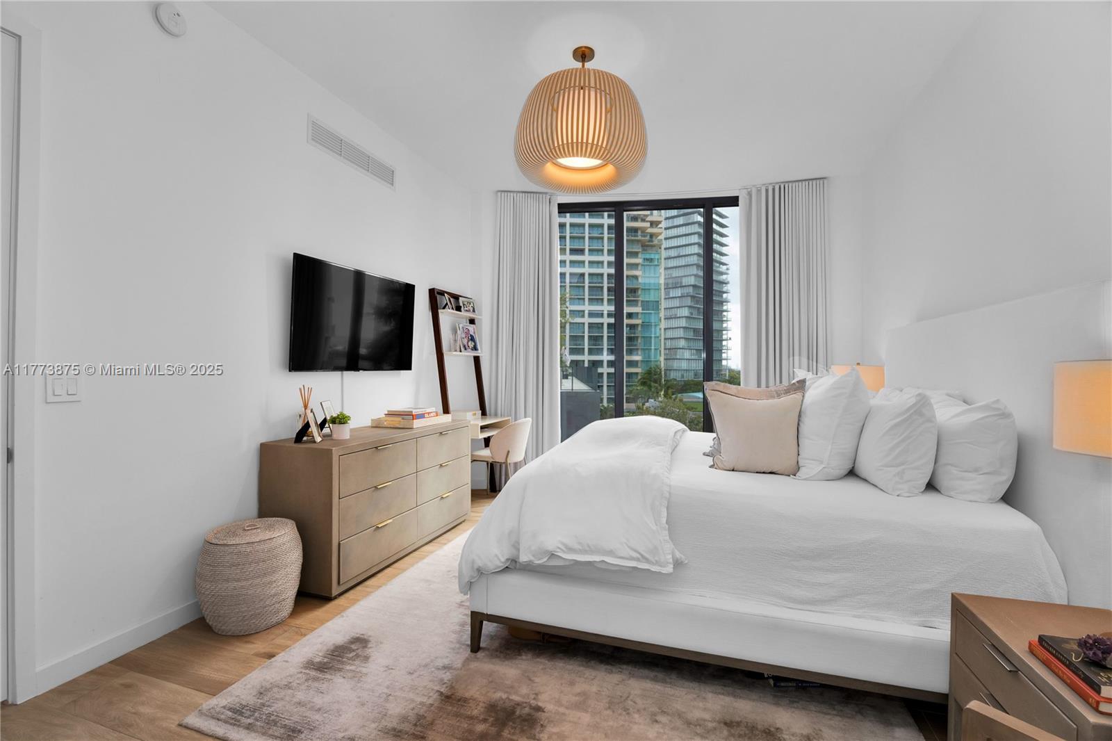 CLUB RESIDENCES AT PARK GR - Residential