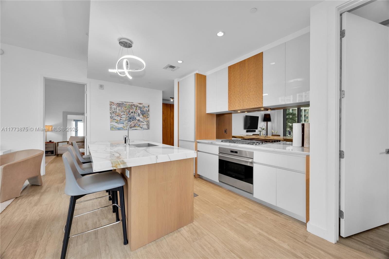 CLUB RESIDENCES AT PARK GR - Residential