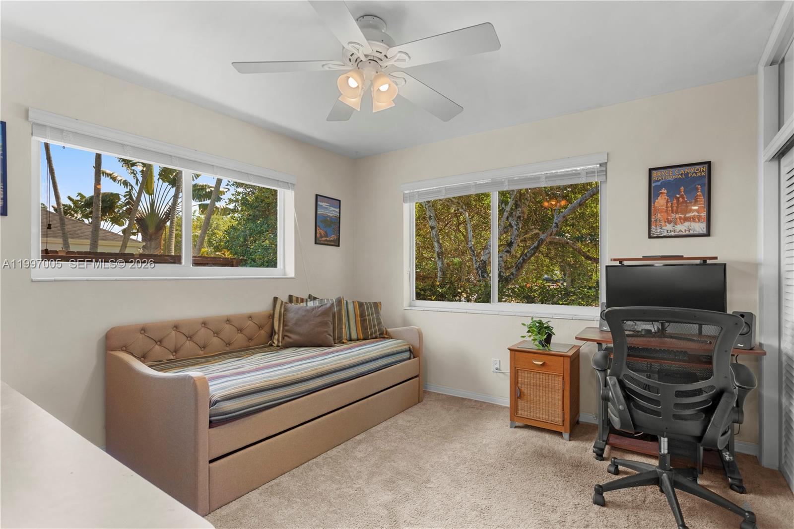 ROCK LAKE - Residential