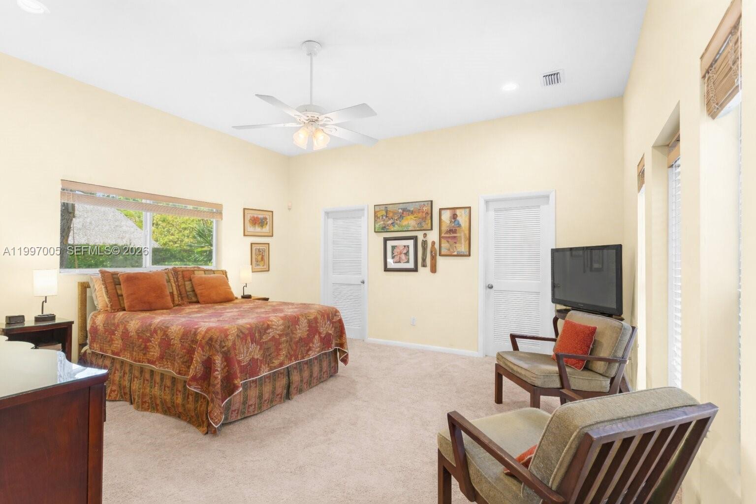 ROCK LAKE - Residential