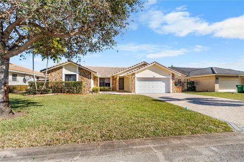 375 NW 107th Ter Coral Springs FL 33071