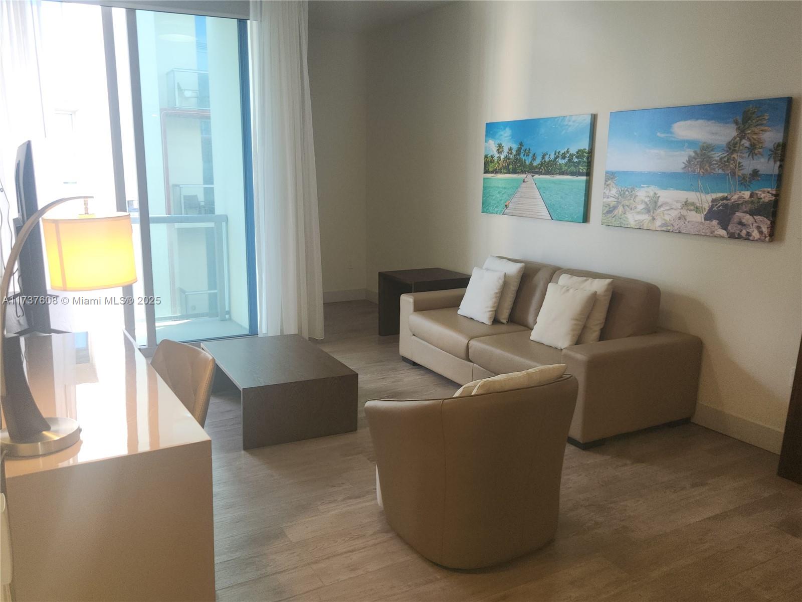 COSTA HOLLYWOOD CONDO - Residential