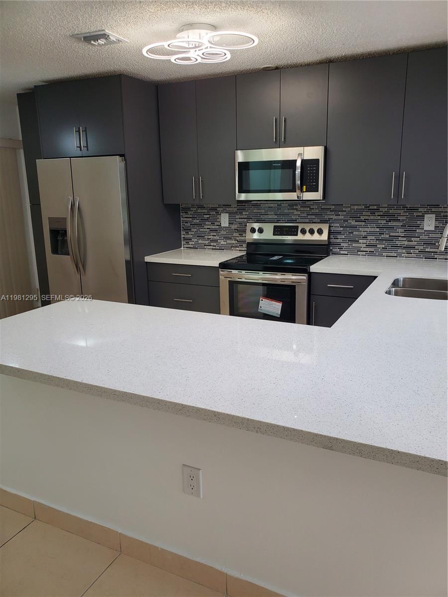 COSTA DEL SOL CONDO I - Residential Lease